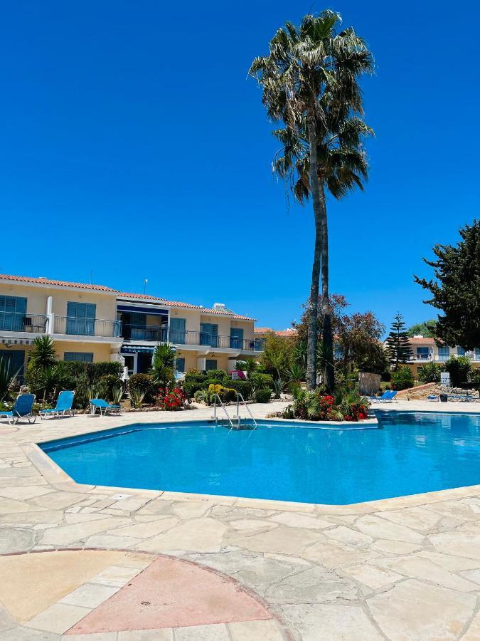 Golden Palms Paradise Garden Πάφος Εξωτερικό φωτογραφία